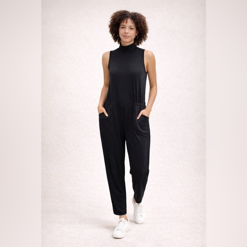 Smash + Tess Black Bamboo Rayon Sleeveless Jumpsuit Size M Casual Comfy Relaxed